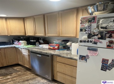 Flaherty Road, Vine Grove, Kentucky 40175, ,2 BathroomsBathrooms,For Sale,Flaherty Road,HK24003838