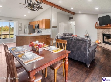 Cedar Grove Road, Shepherdsville, Kentucky 40165, ,2 BathroomsBathrooms,For Sale,Cedar Grove Road,HK24003840