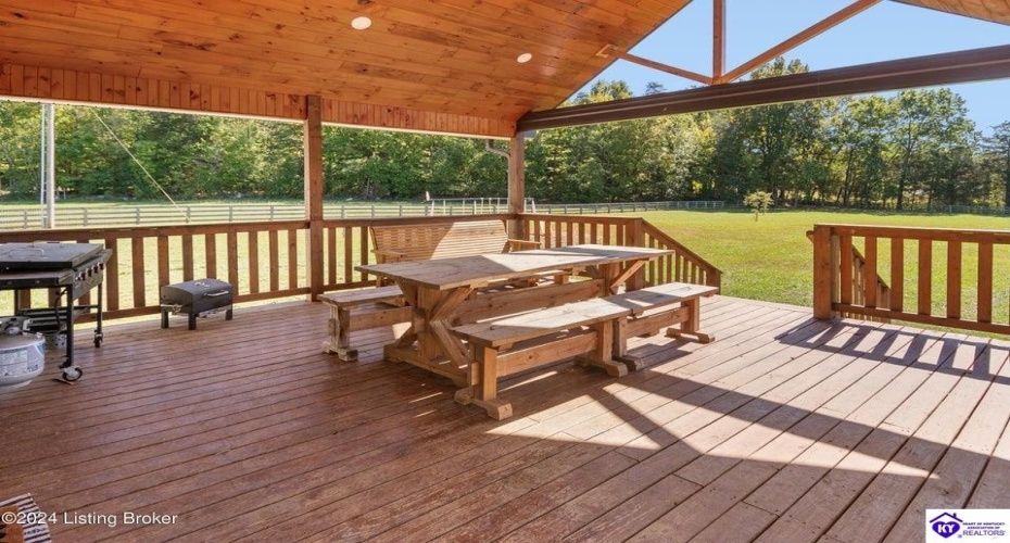 Cedar Grove Road, Shepherdsville, Kentucky 40165, ,2 BathroomsBathrooms,For Sale,Cedar Grove Road,HK24003840