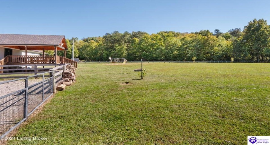 Cedar Grove Road, Shepherdsville, Kentucky 40165, ,2 BathroomsBathrooms,For Sale,Cedar Grove Road,HK24003840