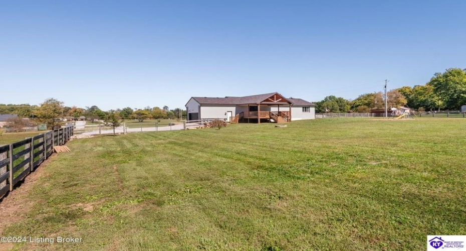 Cedar Grove Road, Shepherdsville, Kentucky 40165, ,2 BathroomsBathrooms,For Sale,Cedar Grove Road,HK24003840