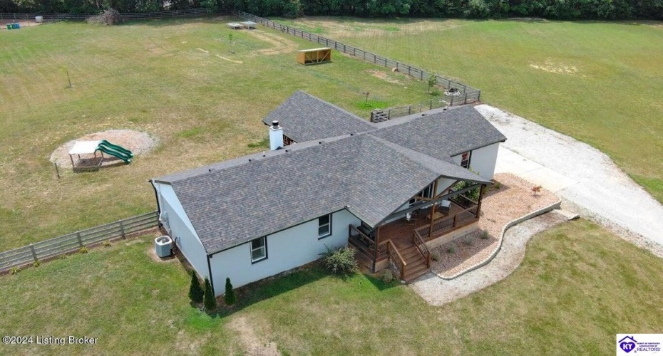 Cedar Grove Road, Shepherdsville, Kentucky 40165, ,2 BathroomsBathrooms,For Sale,Cedar Grove Road,HK24003840