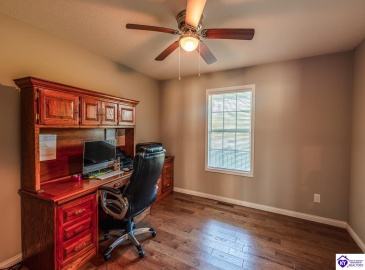 Dixie Highway, Horse Cave, Kentucky 42749, ,2 BathroomsBathrooms,For Sale,Dixie Highway,HK24003844 Dixie Highway, Horse Cave, Kentucky 42749, ,2 BathroomsBathrooms,For Sale,Dixie Highway,HK24003844