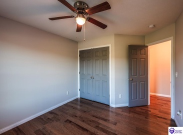 Dixie Highway, Horse Cave, Kentucky 42749, ,2 BathroomsBathrooms,For Sale,Dixie Highway,HK24003844 Dixie Highway, Horse Cave, Kentucky 42749, ,2 BathroomsBathrooms,For Sale,Dixie Highway,HK24003844