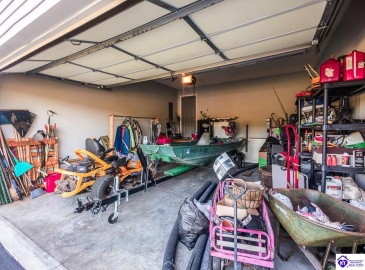 Dixie Highway, Horse Cave, Kentucky 42749, ,2 BathroomsBathrooms,For Sale,Dixie Highway,HK24003844 Dixie Highway, Horse Cave, Kentucky 42749, ,2 BathroomsBathrooms,For Sale,Dixie Highway,HK24003844