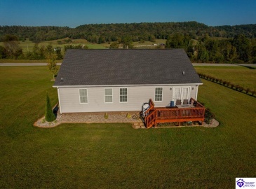 Dixie Highway, Horse Cave, Kentucky 42749, ,2 BathroomsBathrooms,For Sale,Dixie Highway,HK24003844 Dixie Highway, Horse Cave, Kentucky 42749, ,2 BathroomsBathrooms,For Sale,Dixie Highway,HK24003844