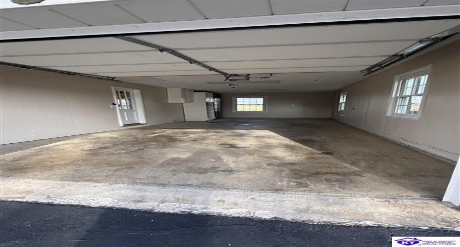 Elkhorn Road, Campbellsville, Kentucky 42718, ,1 BathroomBathrooms,For Sale,Elkhorn Road,HK24003853