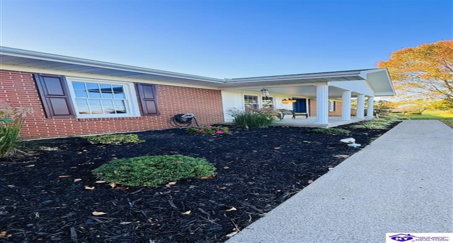 Elkhorn Road, Campbellsville, Kentucky 42718, ,1 BathroomBathrooms,For Sale,Elkhorn Road,HK24003853