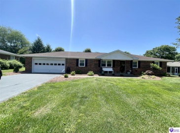 Gardenia Drive, Campbellsville, Kentucky 42718, ,3 BathroomsBathrooms,For Sale,Gardenia Drive,HK24003855 Gardenia Drive, Campbellsville, Kentucky 42718, ,3 BathroomsBathrooms,For Sale,Gardenia Drive,HK24003855