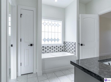 New Glendale Road, Elizabethtown, Kentucky 42701, ,3 BathroomsBathrooms,For Sale,New Glendale Road,HK24003856 New Glendale Road, Elizabethtown, Kentucky 42701, ,3 BathroomsBathrooms,For Sale,New Glendale Road,HK24003856