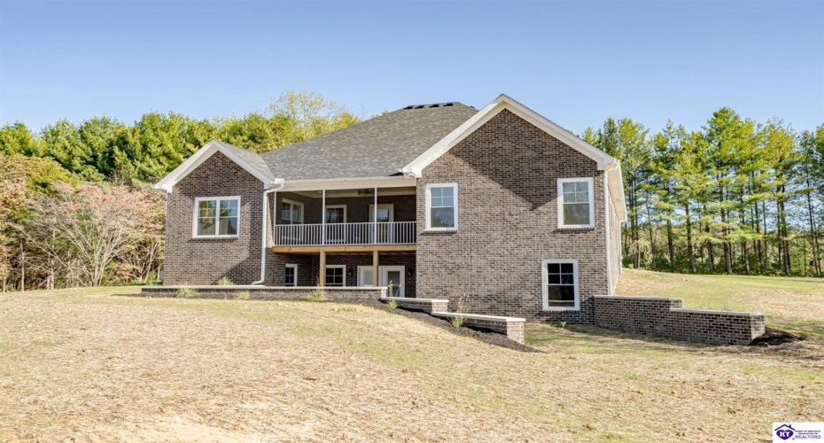 New Glendale Road, Elizabethtown, Kentucky 42701, ,3 BathroomsBathrooms,For Sale,New Glendale Road,HK24003856