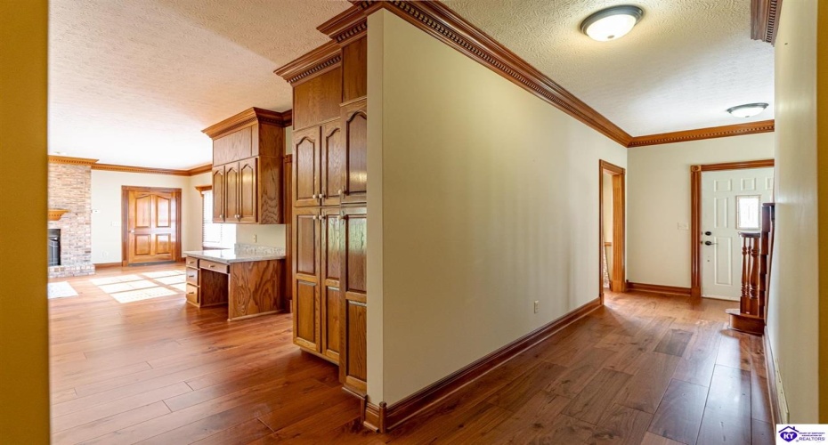 Elm Road, Elizabethtown, Kentucky 42701, ,4 BathroomsBathrooms,For Sale,Elm Road,HK24003857