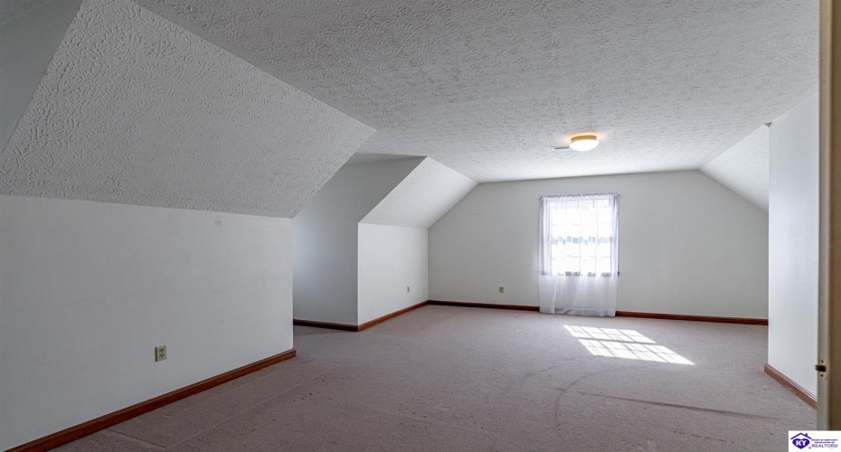 Elm Road, Elizabethtown, Kentucky 42701, ,4 BathroomsBathrooms,For Sale,Elm Road,HK24003857