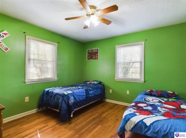 Pear Orchard Rd NW, Elizabethtown, Kentucky 42701, ,2 BathroomsBathrooms,For Sale,Pear Orchard Rd NW,HK24003861 Pear Orchard Rd NW, Elizabethtown, Kentucky 42701, ,2 BathroomsBathrooms,For Sale,Pear Orchard Rd NW,HK24003861