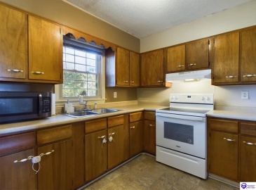 Pear Orchard Rd NW, Elizabethtown, Kentucky 42701, ,2 BathroomsBathrooms,For Sale,Pear Orchard Rd NW,HK24003861 Pear Orchard Rd NW, Elizabethtown, Kentucky 42701, ,2 BathroomsBathrooms,For Sale,Pear Orchard Rd NW,HK24003861