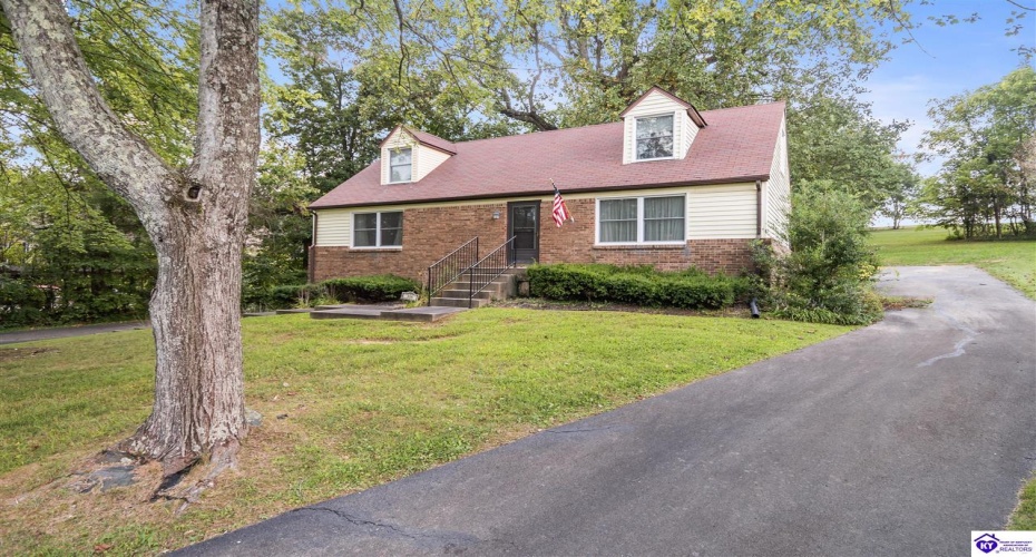 Linda Lane, Elizabethtown, Kentucky 42701, ,1 BathroomBathrooms,For Sale,Linda Lane,HK24003868 Linda Lane, Elizabethtown, Kentucky 42701, ,1 BathroomBathrooms,For Sale,Linda Lane,HK24003868