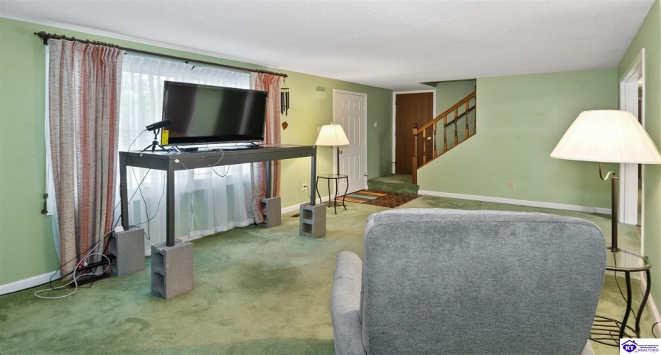 Linda Lane, Elizabethtown, Kentucky 42701, ,1 BathroomBathrooms,For Sale,Linda Lane,HK24003868 Linda Lane, Elizabethtown, Kentucky 42701, ,1 BathroomBathrooms,For Sale,Linda Lane,HK24003868