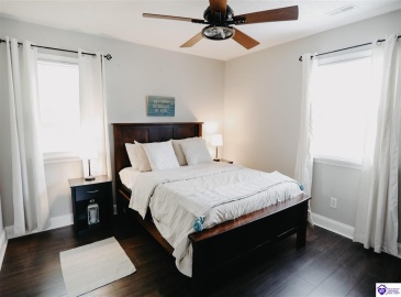 French Street, Elizabethtown, Kentucky 42701, ,1 BathroomBathrooms,For Sale,French Street,HK24003871 French Street, Elizabethtown, Kentucky 42701, ,1 BathroomBathrooms,For Sale,French Street,HK24003871