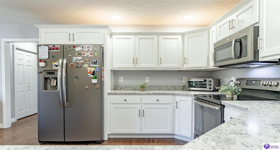 Nancy Drive, Elizabethtown, Kentucky 42701, ,4 BathroomsBathrooms,For Sale,Nancy Drive,HK24003872 Nancy Drive, Elizabethtown, Kentucky 42701, ,4 BathroomsBathrooms,For Sale,Nancy Drive,HK24003872