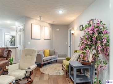 Nancy Drive, Elizabethtown, Kentucky 42701, ,4 BathroomsBathrooms,For Sale,Nancy Drive,HK24003872 Nancy Drive, Elizabethtown, Kentucky 42701, ,4 BathroomsBathrooms,For Sale,Nancy Drive,HK24003872