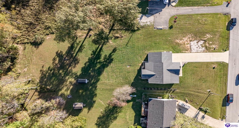 Nancy Drive, Elizabethtown, Kentucky 42701, ,4 BathroomsBathrooms,For Sale,Nancy Drive,HK24003872 Nancy Drive, Elizabethtown, Kentucky 42701, ,4 BathroomsBathrooms,For Sale,Nancy Drive,HK24003872