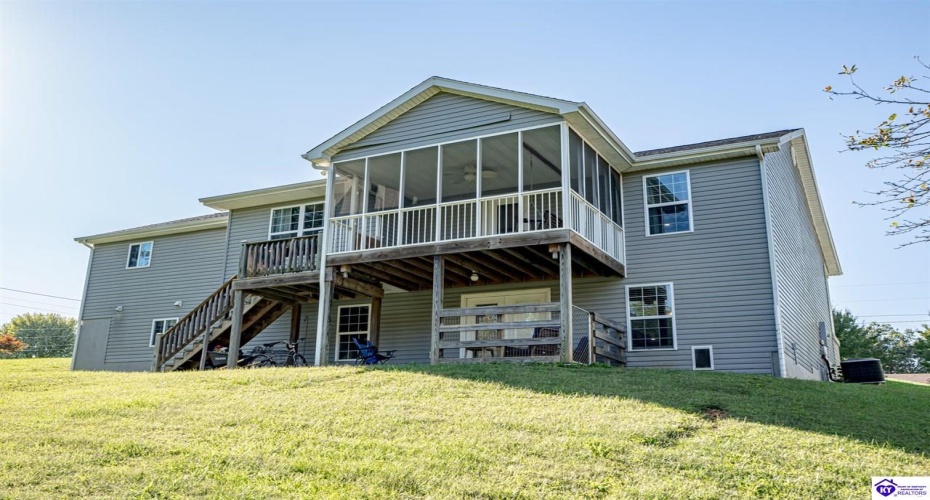 Nancy Drive, Elizabethtown, Kentucky 42701, ,4 BathroomsBathrooms,For Sale,Nancy Drive,HK24003872 Nancy Drive, Elizabethtown, Kentucky 42701, ,4 BathroomsBathrooms,For Sale,Nancy Drive,HK24003872