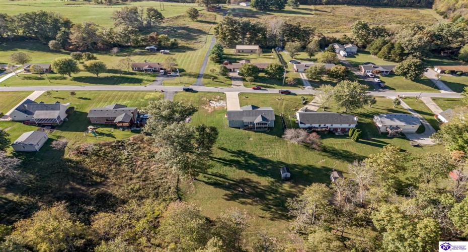 Nancy Drive, Elizabethtown, Kentucky 42701, ,4 BathroomsBathrooms,For Sale,Nancy Drive,HK24003872 Nancy Drive, Elizabethtown, Kentucky 42701, ,4 BathroomsBathrooms,For Sale,Nancy Drive,HK24003872