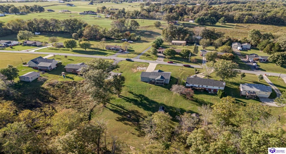 Nancy Drive, Elizabethtown, Kentucky 42701, ,4 BathroomsBathrooms,For Sale,Nancy Drive,HK24003872 Nancy Drive, Elizabethtown, Kentucky 42701, ,4 BathroomsBathrooms,For Sale,Nancy Drive,HK24003872