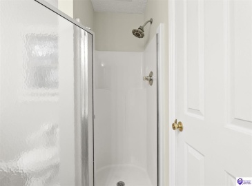 White Mills Glendale Rd, Glendale, Kentucky 42740, ,3 BathroomsBathrooms,For Sale,White Mills Glendale Rd,HK24003874 White Mills Glendale Rd, Glendale, Kentucky 42740, ,3 BathroomsBathrooms,For Sale,White Mills Glendale Rd,HK24003874