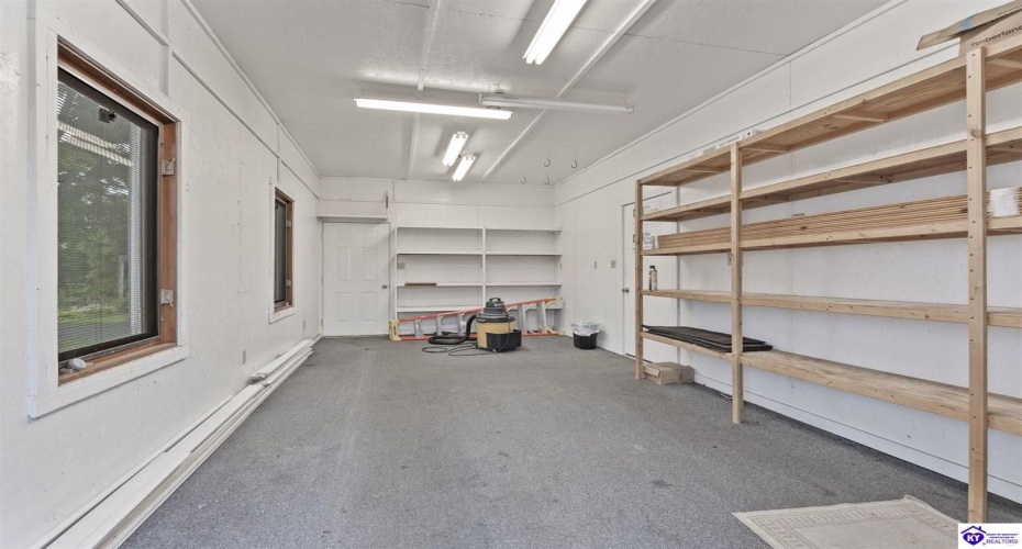 White Mills Glendale Rd, Glendale, Kentucky 42740, ,3 BathroomsBathrooms,For Sale,White Mills Glendale Rd,HK24003874 White Mills Glendale Rd, Glendale, Kentucky 42740, ,3 BathroomsBathrooms,For Sale,White Mills Glendale Rd,HK24003874