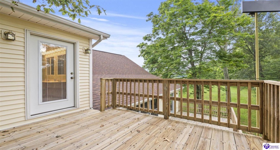 White Mills Glendale Rd, Glendale, Kentucky 42740, ,3 BathroomsBathrooms,For Sale,White Mills Glendale Rd,HK24003874 White Mills Glendale Rd, Glendale, Kentucky 42740, ,3 BathroomsBathrooms,For Sale,White Mills Glendale Rd,HK24003874