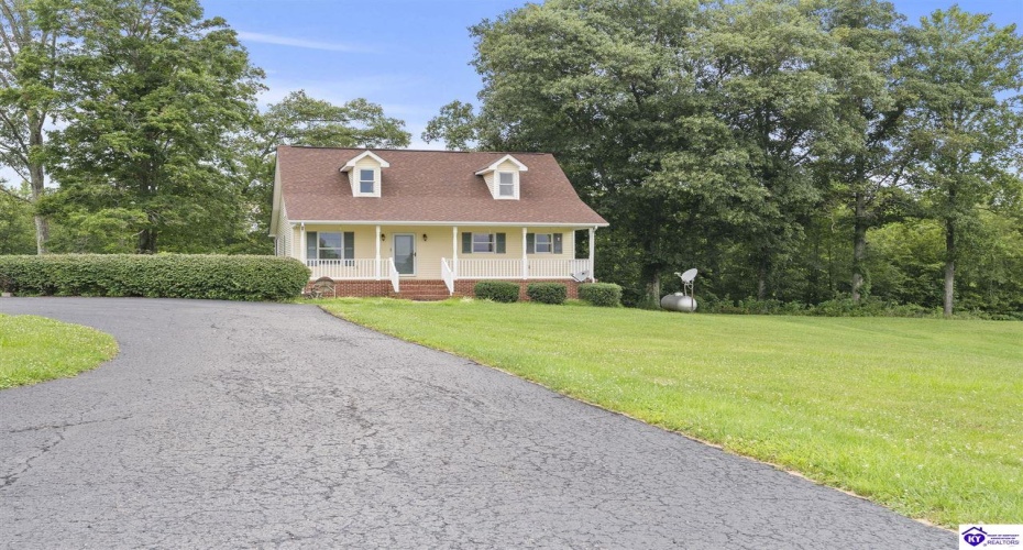 White Mills Glendale Rd, Glendale, Kentucky 42740, ,3 BathroomsBathrooms,For Sale,White Mills Glendale Rd,HK24003874 White Mills Glendale Rd, Glendale, Kentucky 42740, ,3 BathroomsBathrooms,For Sale,White Mills Glendale Rd,HK24003874