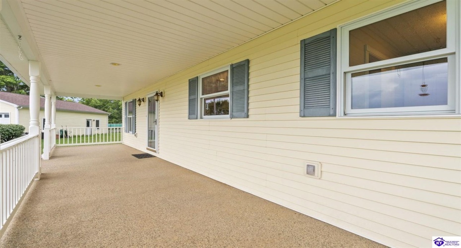 White Mills Glendale Rd, Glendale, Kentucky 42740, ,3 BathroomsBathrooms,For Sale,White Mills Glendale Rd,HK24003874 White Mills Glendale Rd, Glendale, Kentucky 42740, ,3 BathroomsBathrooms,For Sale,White Mills Glendale Rd,HK24003874