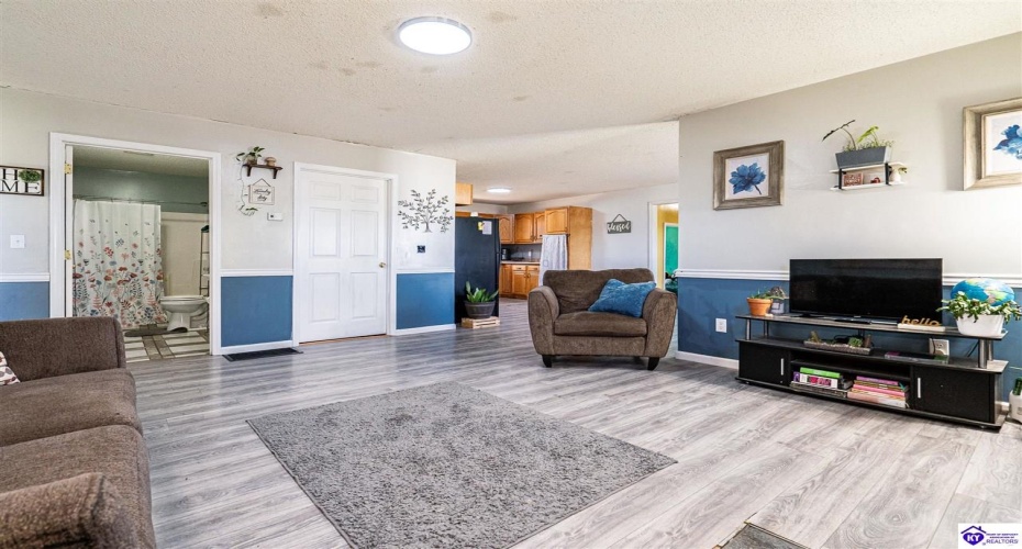 Sandstone Ridge Road, Bonnieville, Kentucky 42713, ,2 BathroomsBathrooms,For Sale,Sandstone Ridge Road,HK24003881 Sandstone Ridge Road, Bonnieville, Kentucky 42713, ,2 BathroomsBathrooms,For Sale,Sandstone Ridge Road,HK24003881