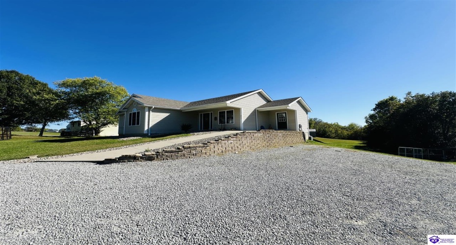 Whitlock Road, Campbellsville, Kentucky 42718, ,2 BathroomsBathrooms,For Sale,Whitlock Road,HK24003882 Whitlock Road, Campbellsville, Kentucky 42718, ,2 BathroomsBathrooms,For Sale,Whitlock Road,HK24003882