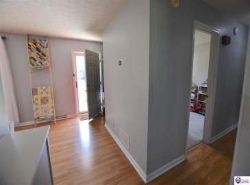 Winter Park Place, Elizabethtown, Kentucky 42701, ,3 BathroomsBathrooms,For Sale,Winter Park Place,HK24003885 Winter Park Place, Elizabethtown, Kentucky 42701, ,3 BathroomsBathrooms,For Sale,Winter Park Place,HK24003885