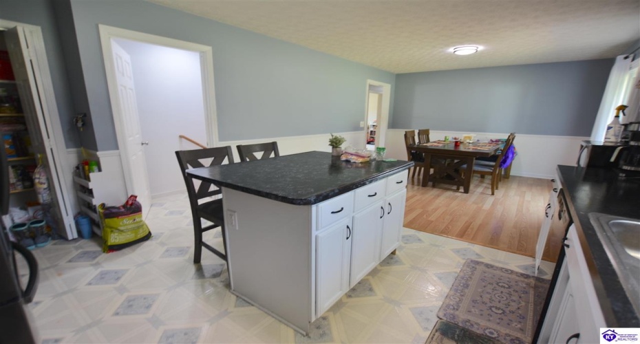 Winter Park Place, Elizabethtown, Kentucky 42701, ,3 BathroomsBathrooms,For Sale,Winter Park Place,HK24003885 Winter Park Place, Elizabethtown, Kentucky 42701, ,3 BathroomsBathrooms,For Sale,Winter Park Place,HK24003885