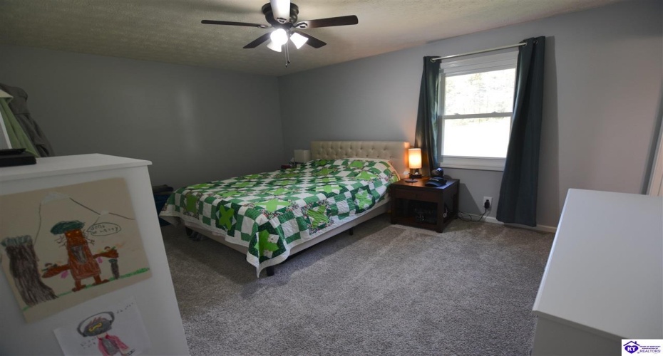 Winter Park Place, Elizabethtown, Kentucky 42701, ,3 BathroomsBathrooms,For Sale,Winter Park Place,HK24003885 Winter Park Place, Elizabethtown, Kentucky 42701, ,3 BathroomsBathrooms,For Sale,Winter Park Place,HK24003885