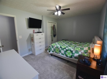 Winter Park Place, Elizabethtown, Kentucky 42701, ,3 BathroomsBathrooms,For Sale,Winter Park Place,HK24003885 Winter Park Place, Elizabethtown, Kentucky 42701, ,3 BathroomsBathrooms,For Sale,Winter Park Place,HK24003885