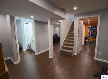 Winter Park Place, Elizabethtown, Kentucky 42701, ,3 BathroomsBathrooms,For Sale,Winter Park Place,HK24003885 Winter Park Place, Elizabethtown, Kentucky 42701, ,3 BathroomsBathrooms,For Sale,Winter Park Place,HK24003885