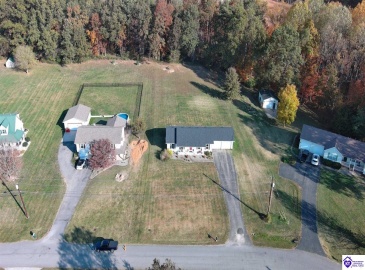 Winter Park Place, Elizabethtown, Kentucky 42701, ,3 BathroomsBathrooms,For Sale,Winter Park Place,HK24003885 Winter Park Place, Elizabethtown, Kentucky 42701, ,3 BathroomsBathrooms,For Sale,Winter Park Place,HK24003885