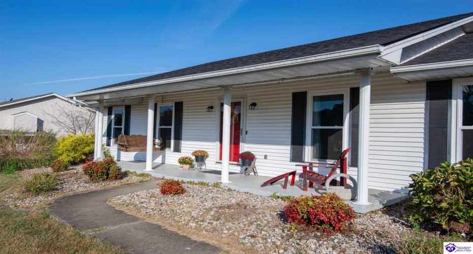 Winter Park Place, Elizabethtown, Kentucky 42701, ,3 BathroomsBathrooms,For Sale,Winter Park Place,HK24003885 Winter Park Place, Elizabethtown, Kentucky 42701, ,3 BathroomsBathrooms,For Sale,Winter Park Place,HK24003885