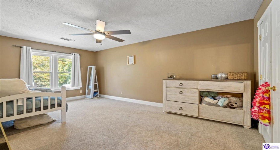 Forest Hill Road, Shepherdsville, Kentucky 40165, ,4 BathroomsBathrooms,For Sale,Forest Hill Road,HK24003888 Forest Hill Road, Shepherdsville, Kentucky 40165, ,4 BathroomsBathrooms,For Sale,Forest Hill Road,HK24003888