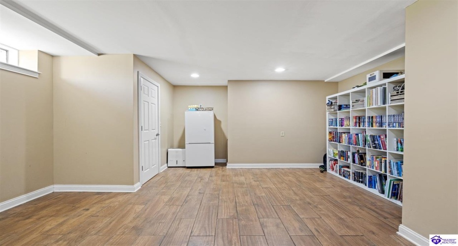 Forest Hill Road, Shepherdsville, Kentucky 40165, ,4 BathroomsBathrooms,For Sale,Forest Hill Road,HK24003888 Forest Hill Road, Shepherdsville, Kentucky 40165, ,4 BathroomsBathrooms,For Sale,Forest Hill Road,HK24003888