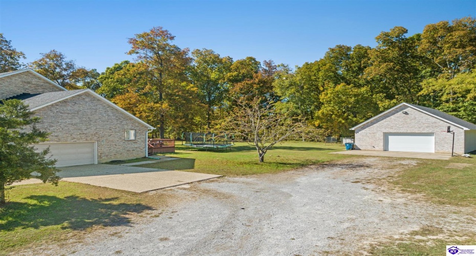 Forest Hill Road, Shepherdsville, Kentucky 40165, ,4 BathroomsBathrooms,For Sale,Forest Hill Road,HK24003888 Forest Hill Road, Shepherdsville, Kentucky 40165, ,4 BathroomsBathrooms,For Sale,Forest Hill Road,HK24003888