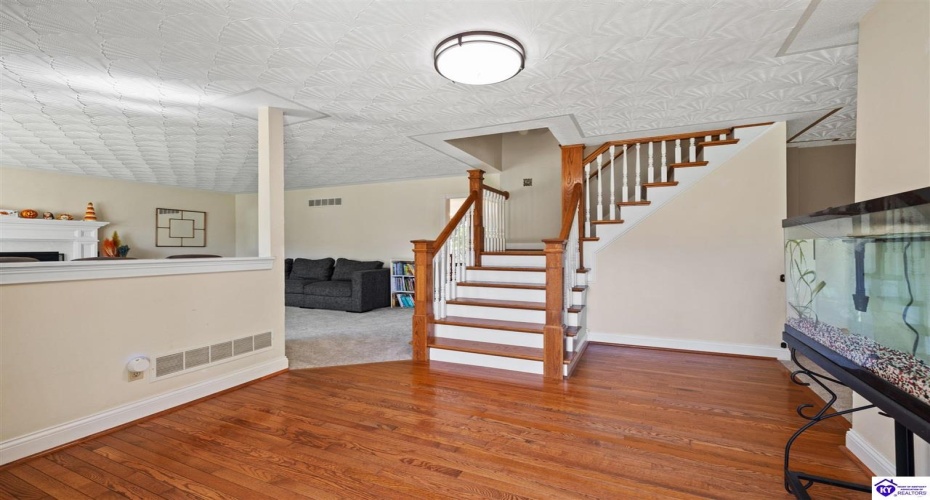 Forest Hill Road, Shepherdsville, Kentucky 40165, ,4 BathroomsBathrooms,For Sale,Forest Hill Road,HK24003888 Forest Hill Road, Shepherdsville, Kentucky 40165, ,4 BathroomsBathrooms,For Sale,Forest Hill Road,HK24003888