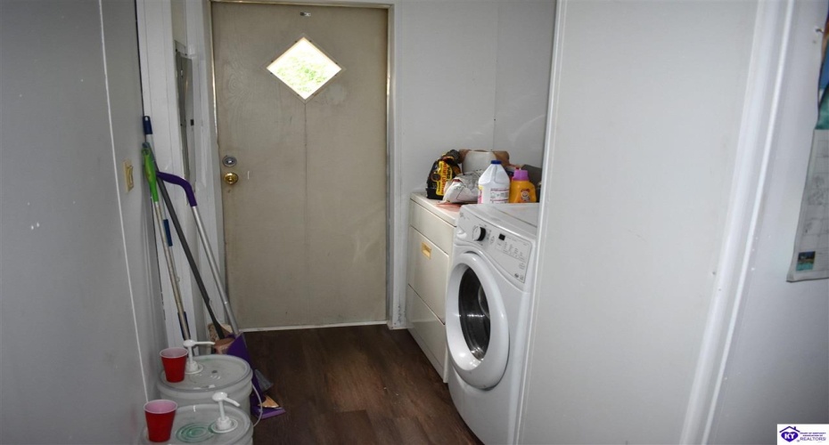 Guy Court, Guston, Kentucky 40142, ,2 BathroomsBathrooms,For Sale,Guy Court,HK24003890 Guy Court, Guston, Kentucky 40142, ,2 BathroomsBathrooms,For Sale,Guy Court,HK24003890