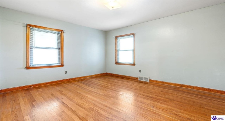 Robin Road, Radcliff, Kentucky 40160, ,3 BathroomsBathrooms,For Sale,Robin Road,HK24003893 Robin Road, Radcliff, Kentucky 40160, ,3 BathroomsBathrooms,For Sale,Robin Road,HK24003893