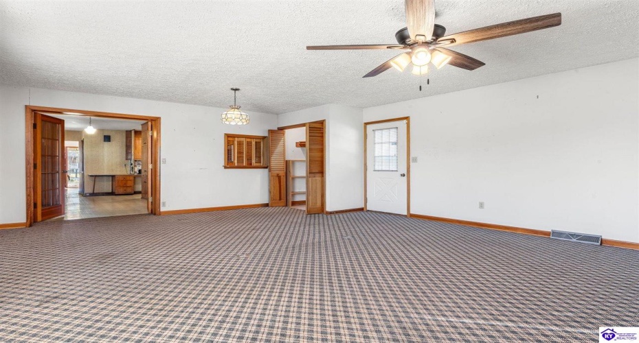 Robin Road, Radcliff, Kentucky 40160, ,3 BathroomsBathrooms,For Sale,Robin Road,HK24003893 Robin Road, Radcliff, Kentucky 40160, ,3 BathroomsBathrooms,For Sale,Robin Road,HK24003893