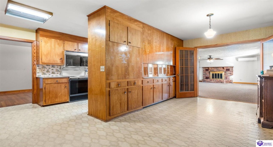 Robin Road, Radcliff, Kentucky 40160, ,3 BathroomsBathrooms,For Sale,Robin Road,HK24003893 Robin Road, Radcliff, Kentucky 40160, ,3 BathroomsBathrooms,For Sale,Robin Road,HK24003893